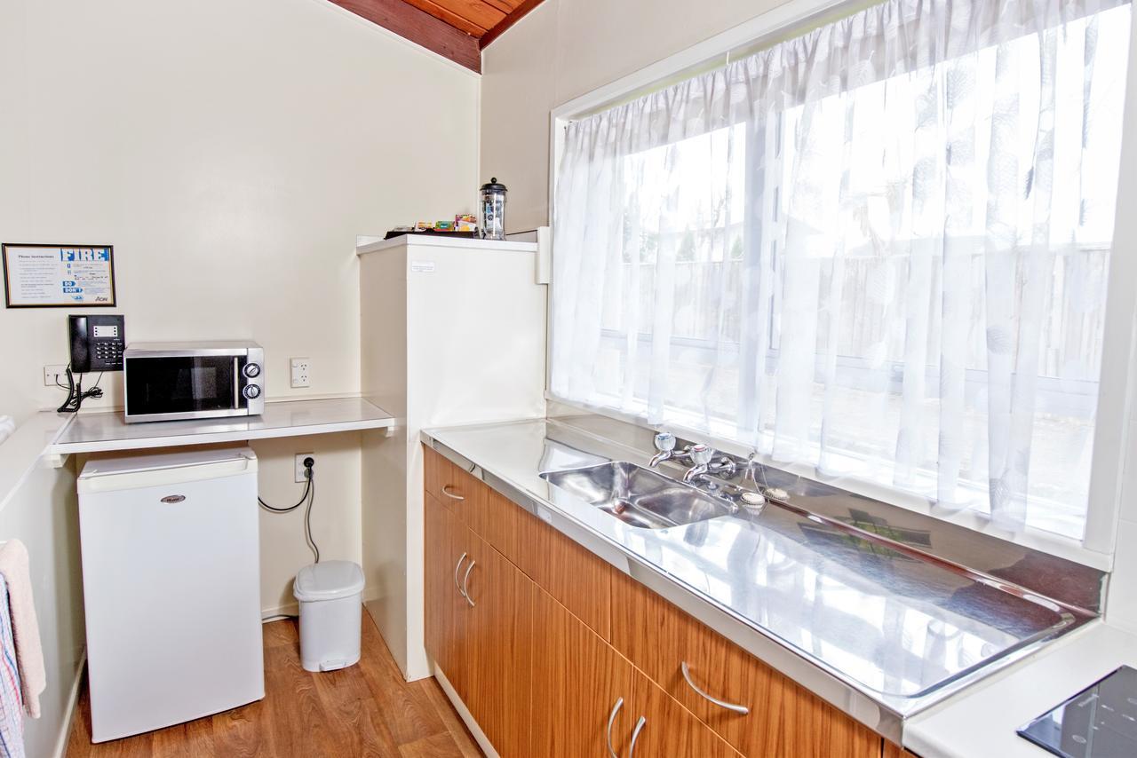 Tourist Court Motel Вакатане Екстер'єр фото